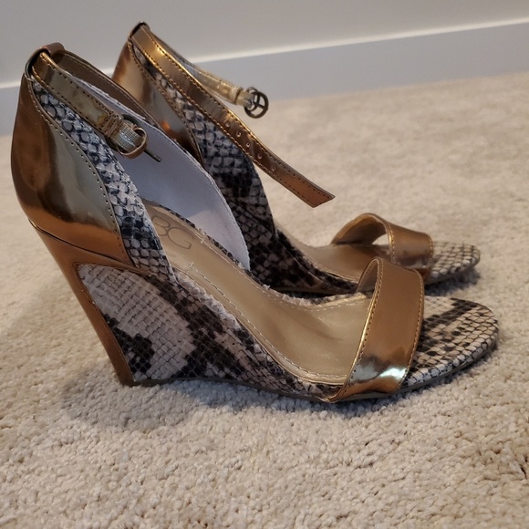 BCBG Shoes - BCBG Snakeskin and metallic wedge heels